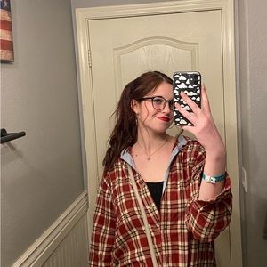 Meet your Posher, Camery